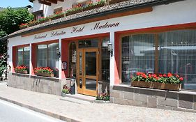 Hotel Dolomiti Madonna